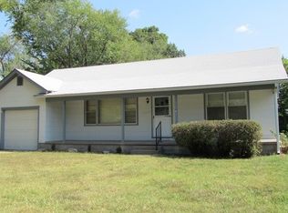 810 S Audrey Dr, El Dorado, KS 67042