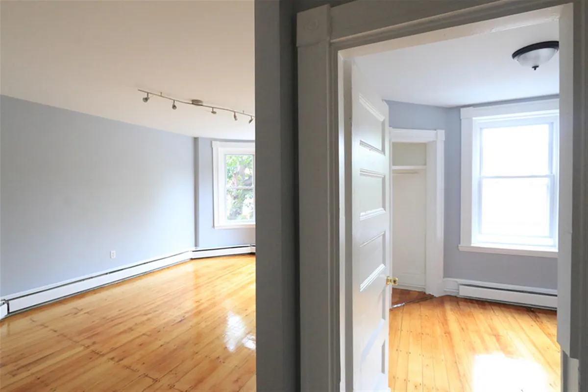 Building Photo - 119 Harvard St