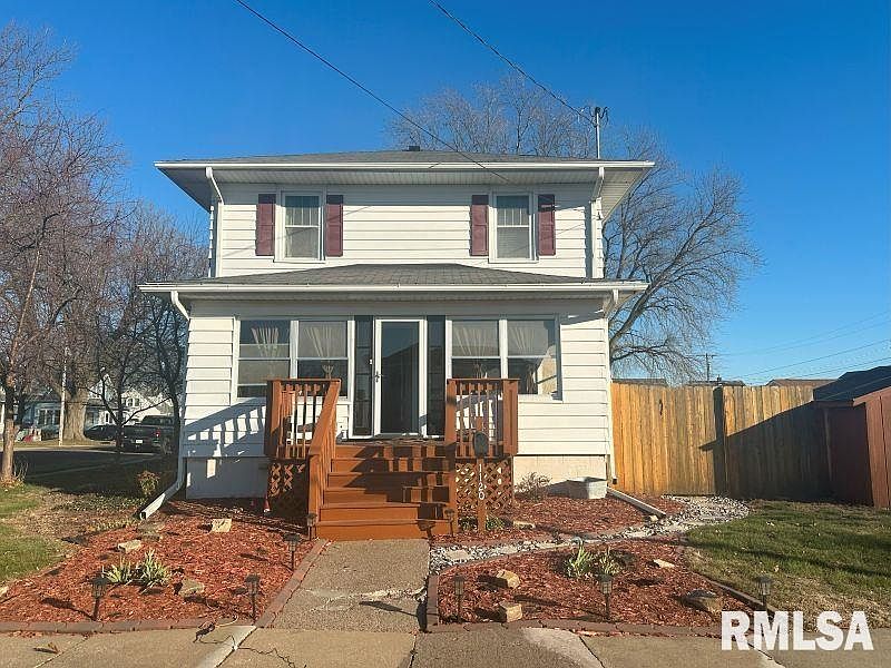 1st image of 1120 5th Ave