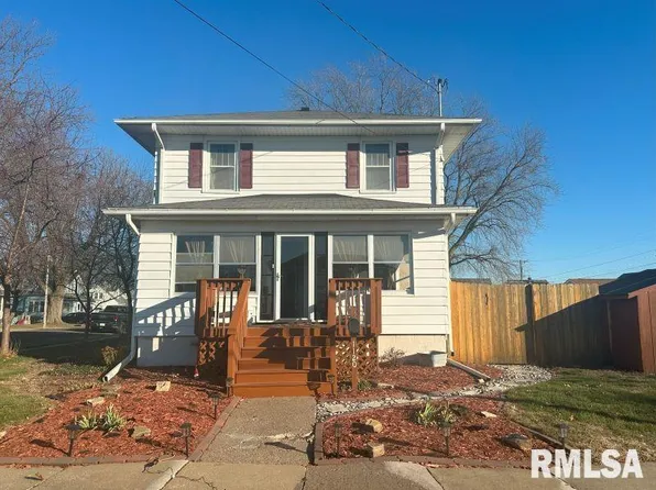 1120 5th Ave, De Witt, IA 52742