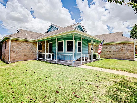 4th image of 1917 Whitebriar Dr