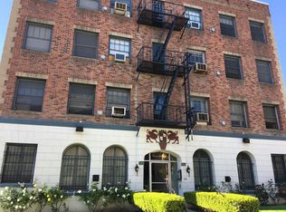 365 S Cloverdale Ave #27-401, Los Angeles, CA 90036