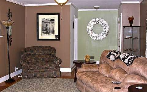2nd image of 1634 Pine Valley Rd