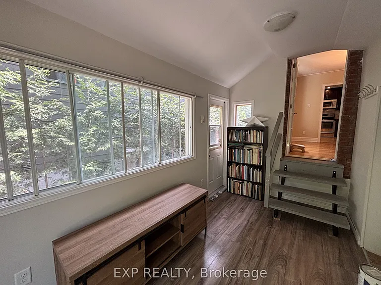 44 Clearview Ave — Photo 20