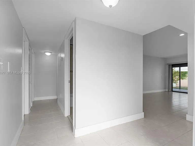 3815 SW 82nd Ave #41 — Photo 6
