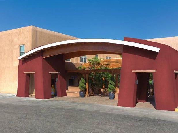 Entrance to clubhouse