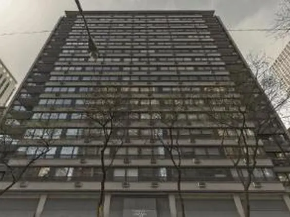 33 E Cedar St APT 15D, Chicago, IL 60611