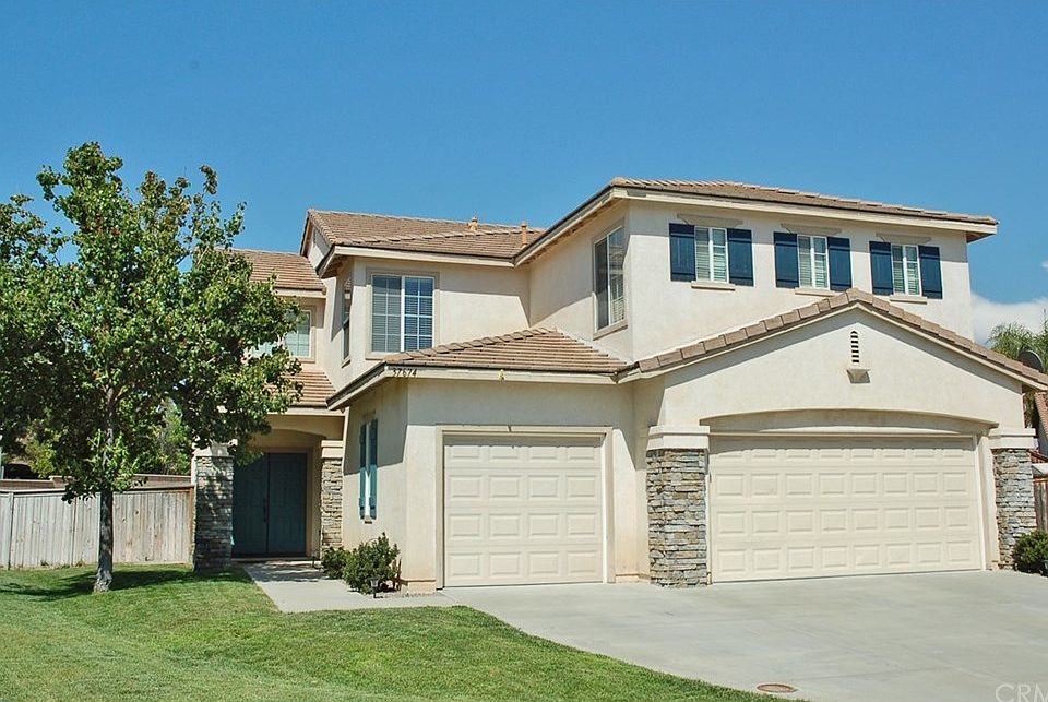 1st image of 37674 Sprucewood Ln