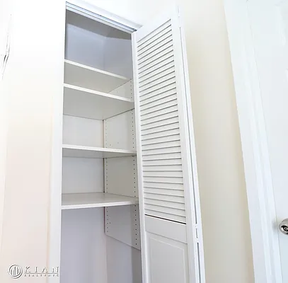 Sold by Kian Realty | media 32