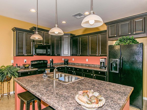 4th image of 40733 W Parkhill Dr