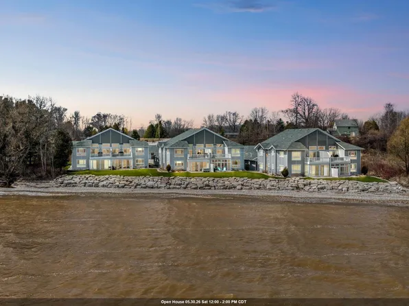 2614 Lake St, Algoma, WI 54201