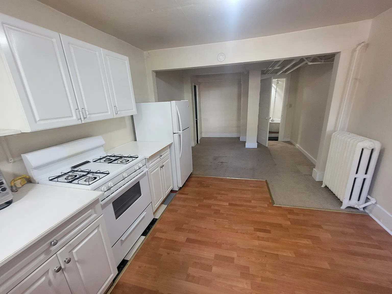 Studio, 350 sqft, $750 — Photo 3