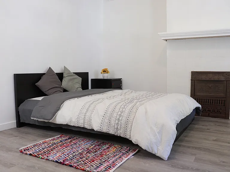 1033 Flemington St — Photo 6