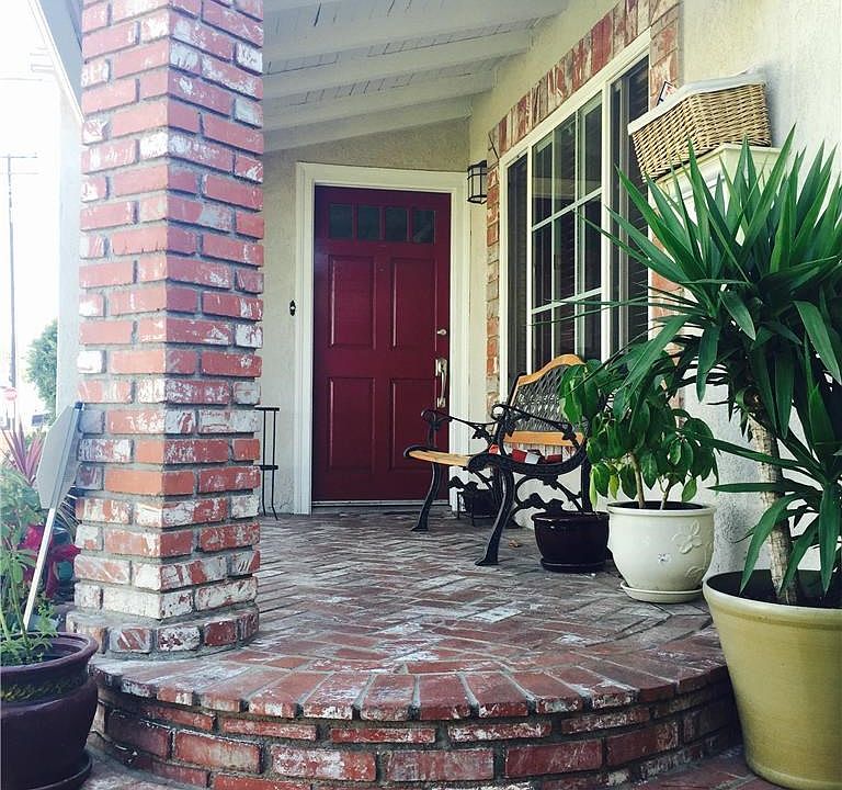 1st image of 3817 Cherry Ave