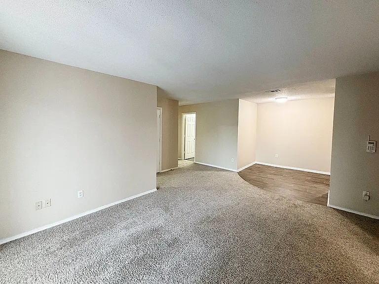 Grandview - Living Area
