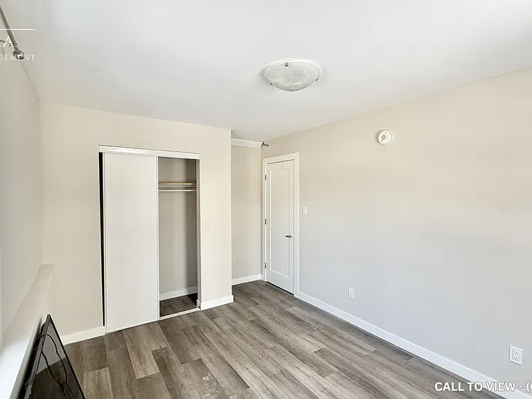 142 Brock St #3 — Photo 8