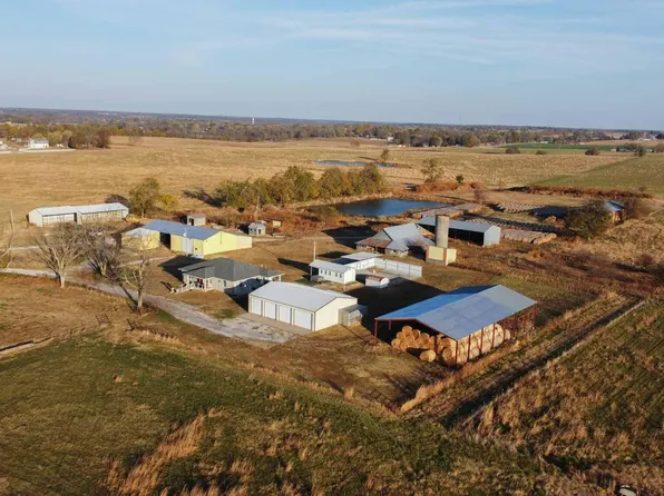 5304 N Farm Road 33, Ash Grove, MO 65604
