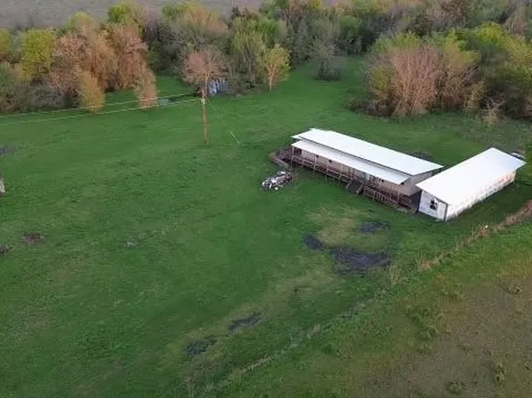 608 County Road 1136, Cumby, TX 75433