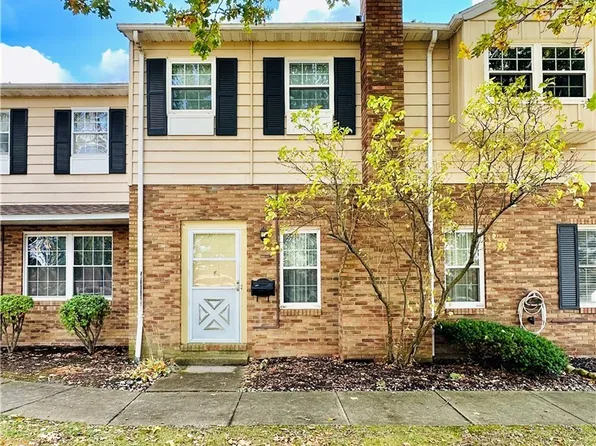 8300 Deepwood Blvd Unit 8, Mentor, OH 44060