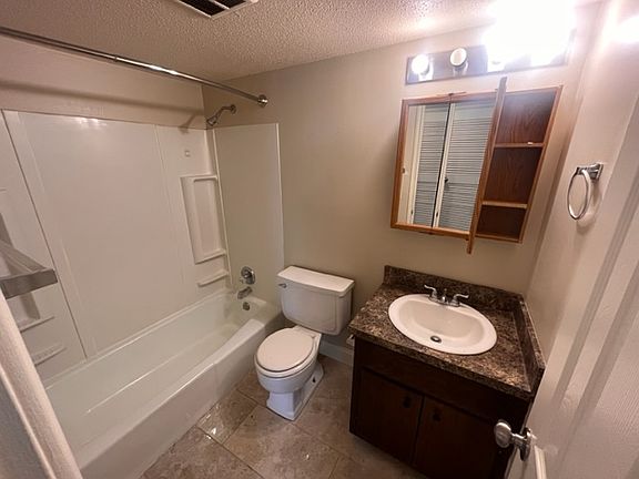 2nd image of 2600 S 70th St #10
