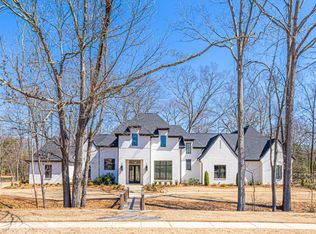 106 Little Creek Rd, Ridgeland, MS 39157