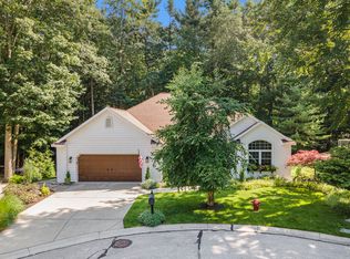 3480 Lake Dunes Dr, Muskegon, MI 49441