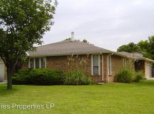 2054 S White Oak Dr, Wichita, KS 67207