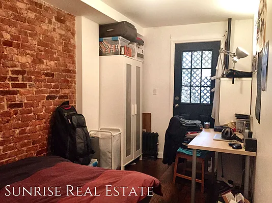 Rented by Sunrise Real Estate | media 45