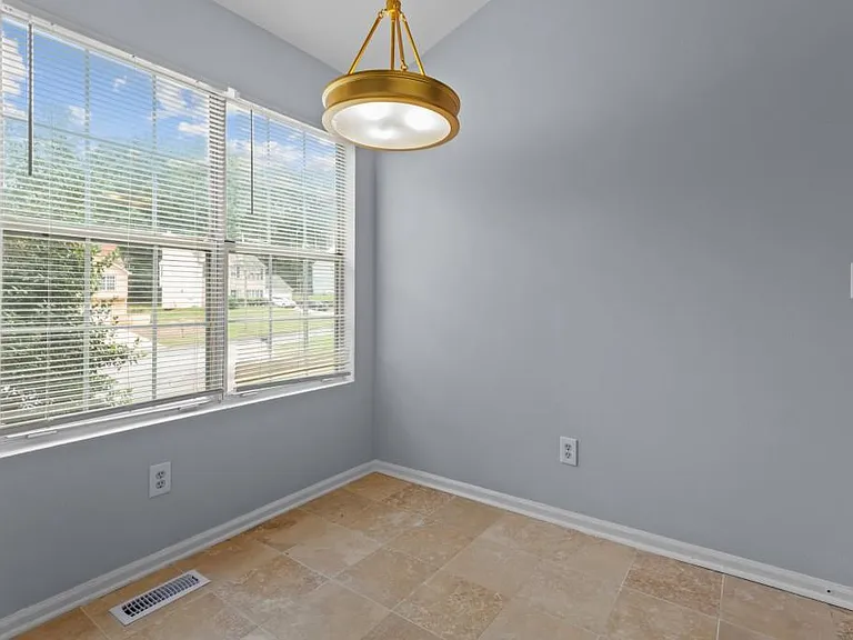 2262 Cobb Creek Dr — Photo 14