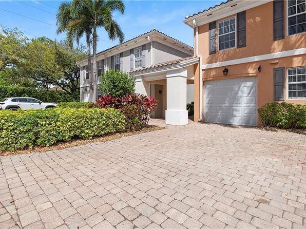 5766 Cove CIR #24, NAPLES, FL 34119