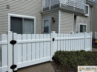13 Sweetgum Ln, Monmouth Junction, NJ 08852