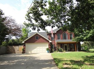 115 Pawnee Trl, Lake Kiowa, TX 76240