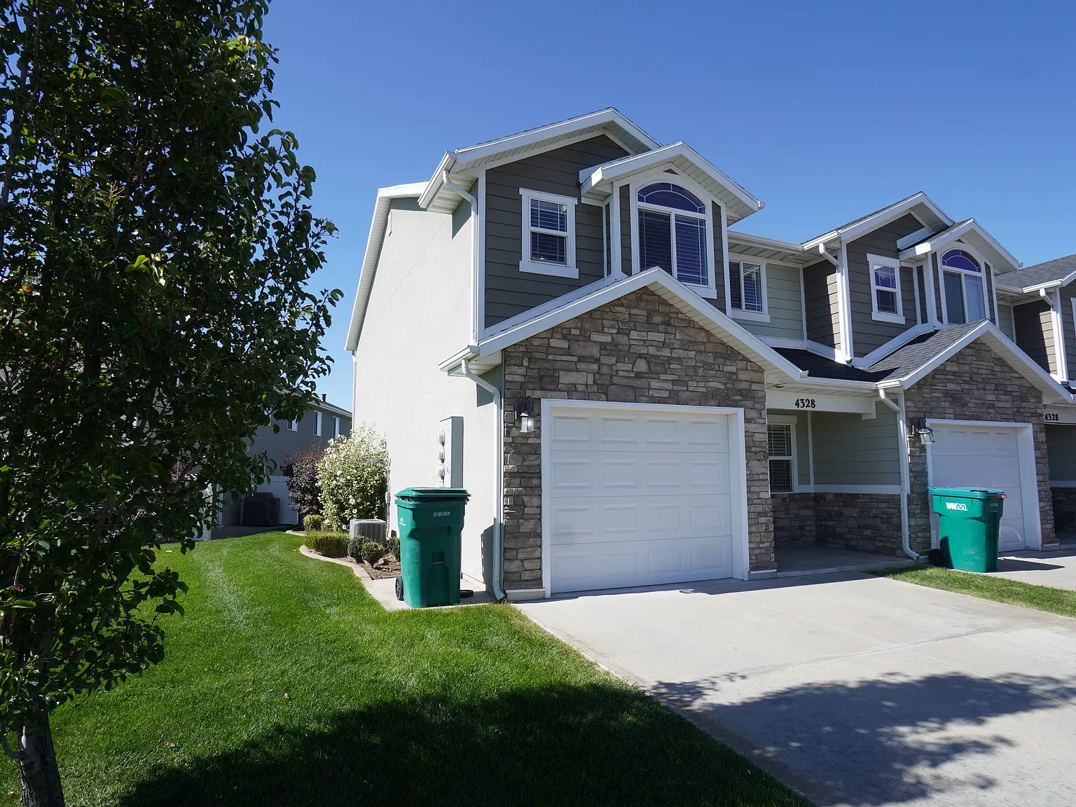 4328 W 5775 S 1A - Across the street from Emma Russell Park in Roy! — Photo 2