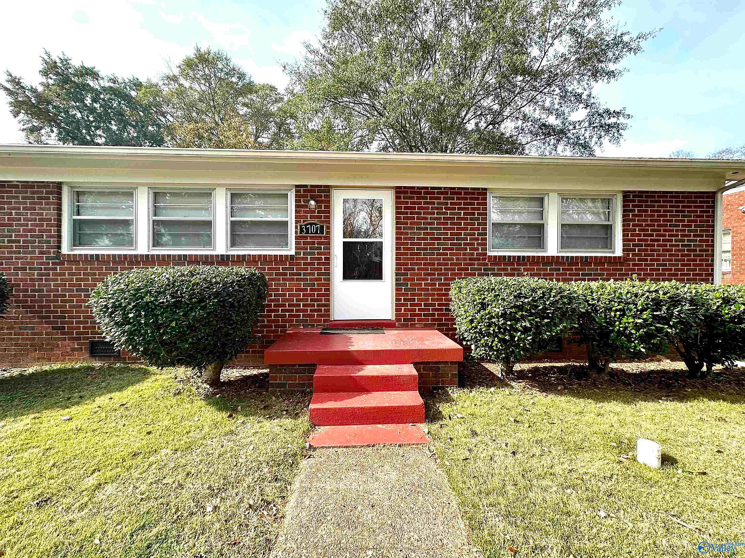 3707 Lakewood Dr NW, Huntsville, AL 35811 Zillow