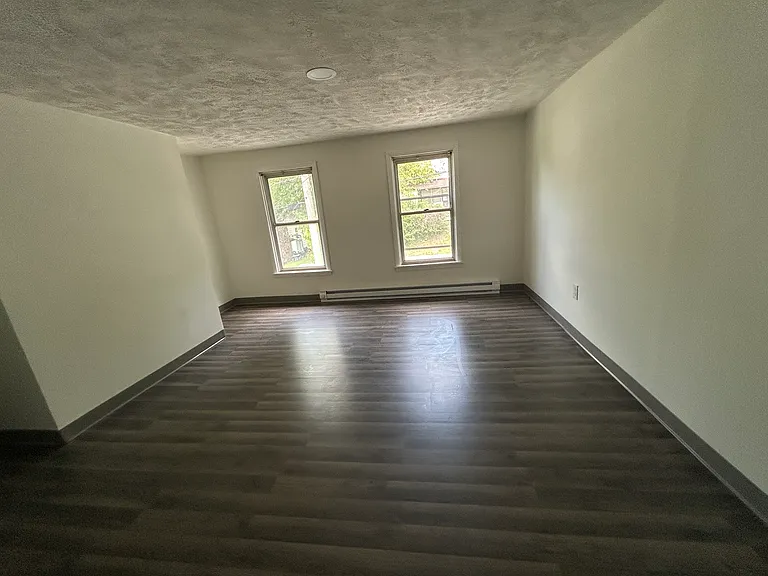 80 Park Ave #A — Photo 4