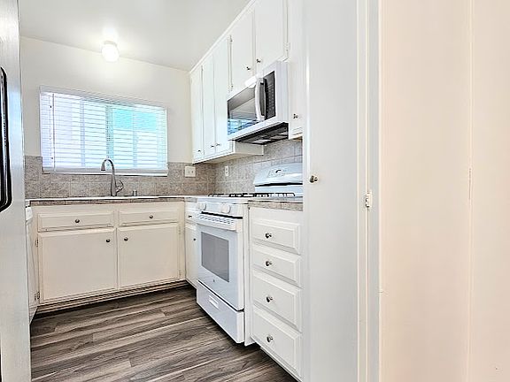 3rd image of 4144 Georgia St APT 11