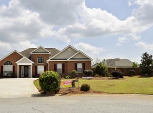 106 Holbeck Ct, Warner Robins, GA 31088