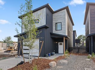 425 N Wylder Loop, Coeur D Alene, ID 83814