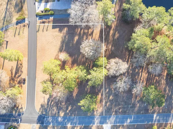 1071 N Middleton Dr., Calabash, NC 28467