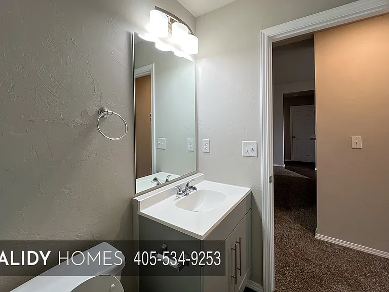 4301 Driftwood Dr — Photo 18