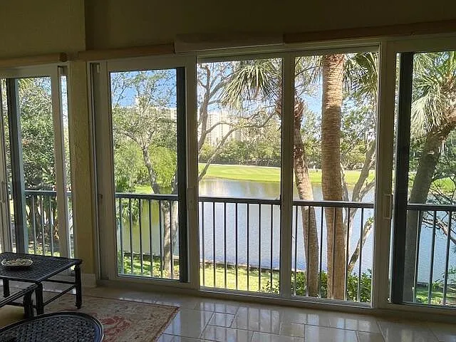 2502 Fairway Dr N — Photo 18
