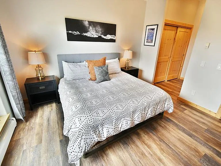 734 E Anemone Trl — Photo 20