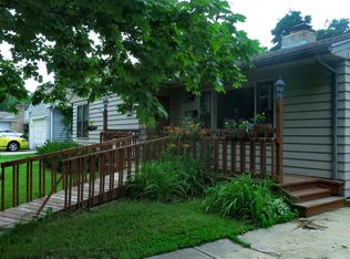 3023 Pelham Rd, Rockford, IL 61107