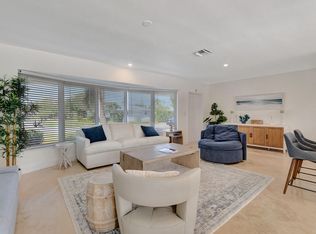1098 SW 13th Ave, Boca Raton, FL 33486