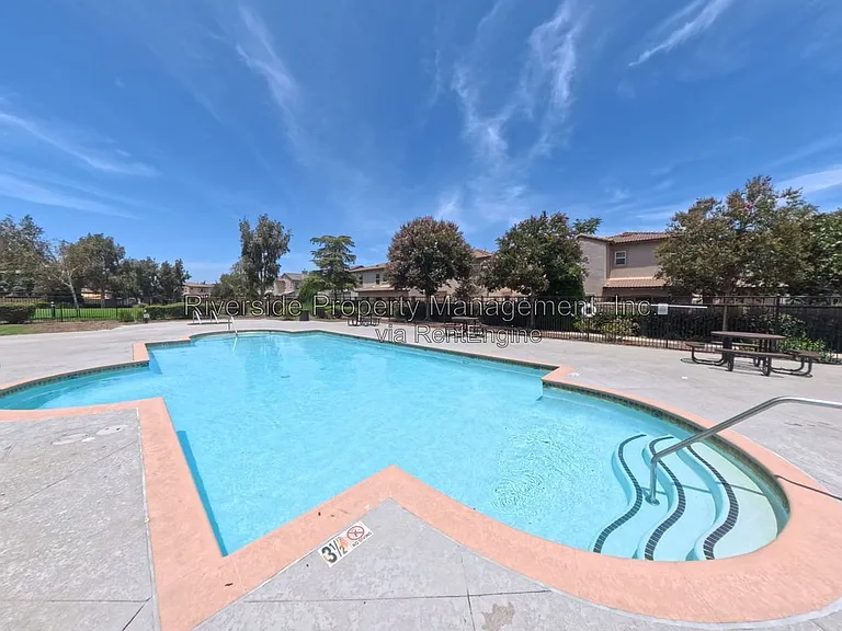 4031 Cey Ct — Photo 49