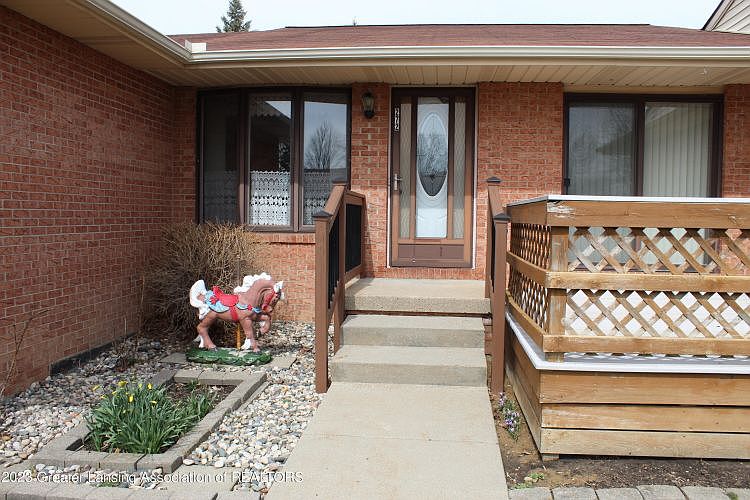 1st image of 272 Bonnie Brook Dr #19