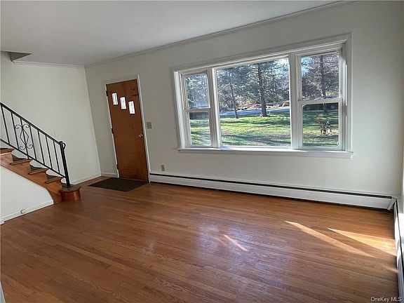 5th image of 11 Hamilton Rd