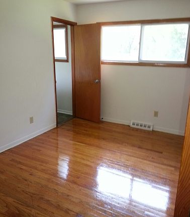 5th image of 514 Illinois Ave