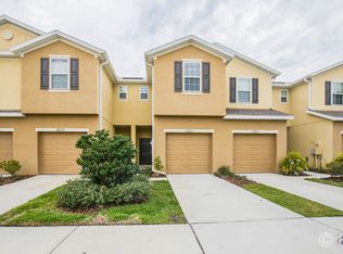 4833 White Sanderling Ct, Tampa, FL 33619