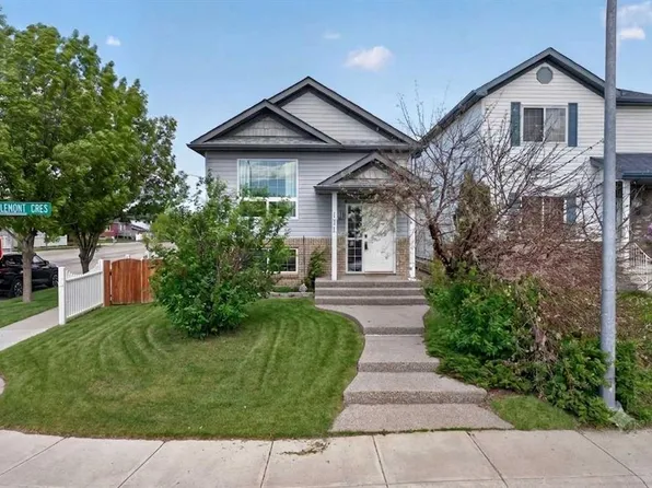 171 SW Saddlemont Cres NE, Calgary, AB T3J 4R6